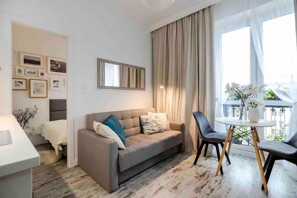דירות ורשה Lux Apartament W Centrum, Plac Konstytucji, Klimatyzacja, Widokowy מראה חיצוני תמונה